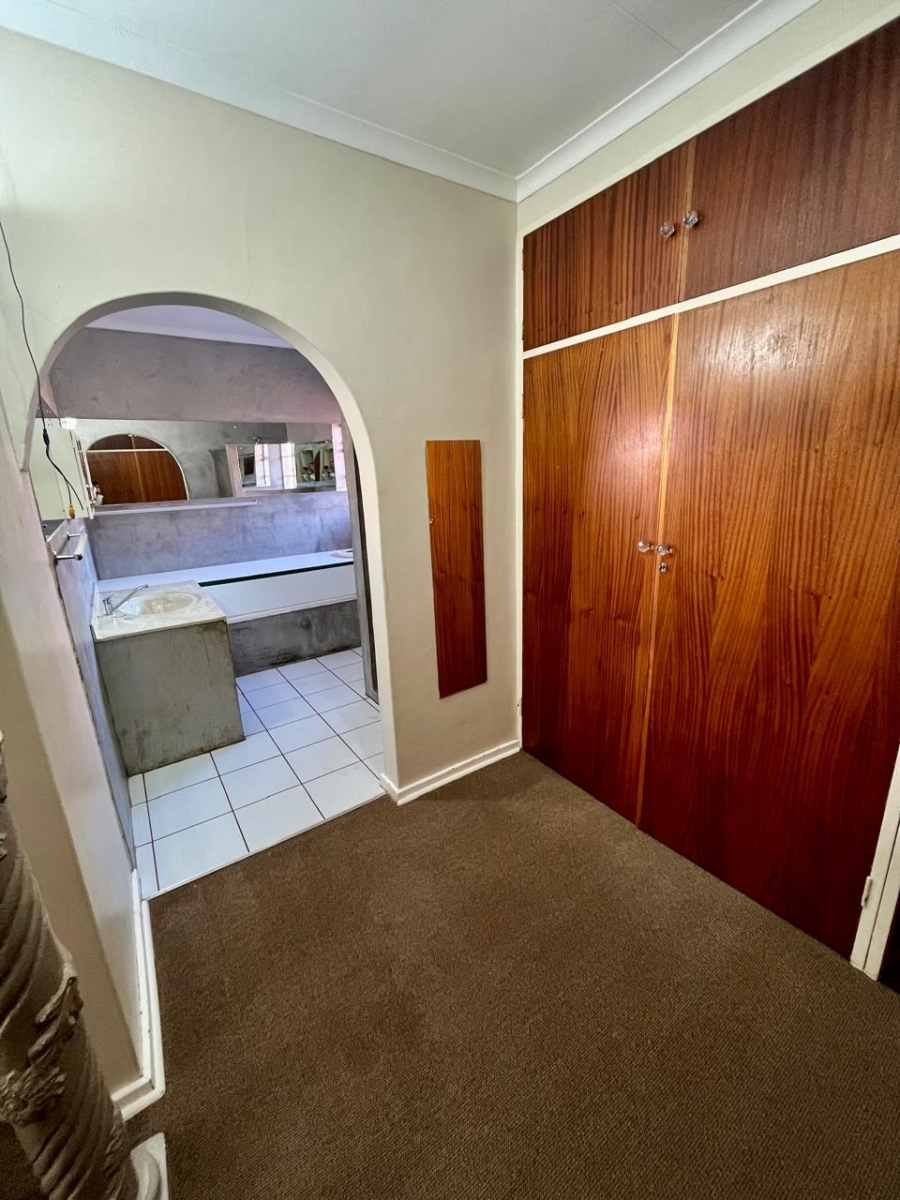 4 Bedroom Property for Sale in Flamwood North West